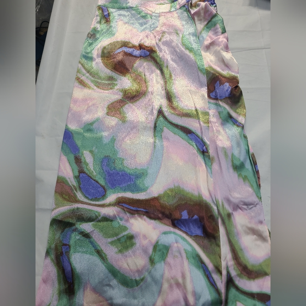 Women's Marbled Silk Curved Hem Midi Skirt Future Collective - Picture 3 of 4